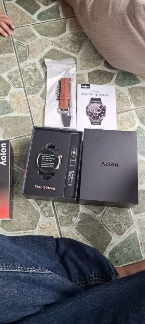 unboxing đồng hồ